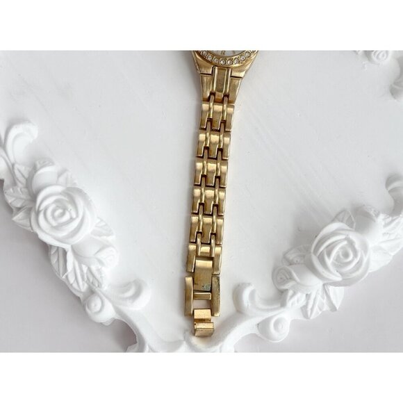 Gold Toned Rhinestone Accented Vintage Vintage Women's Wristwatch 20mm - WORKS! - Picture 4 of 10